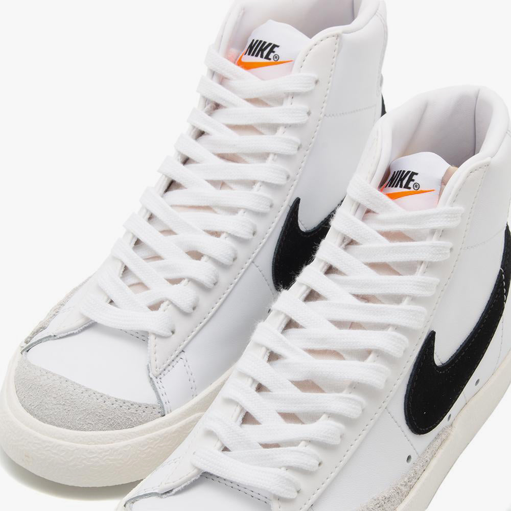Nike Women s Blazer Mid 77 White Black Livestock