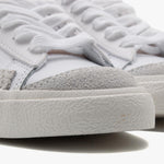 Nike Women's Blazer Mid '77 White / Black   5