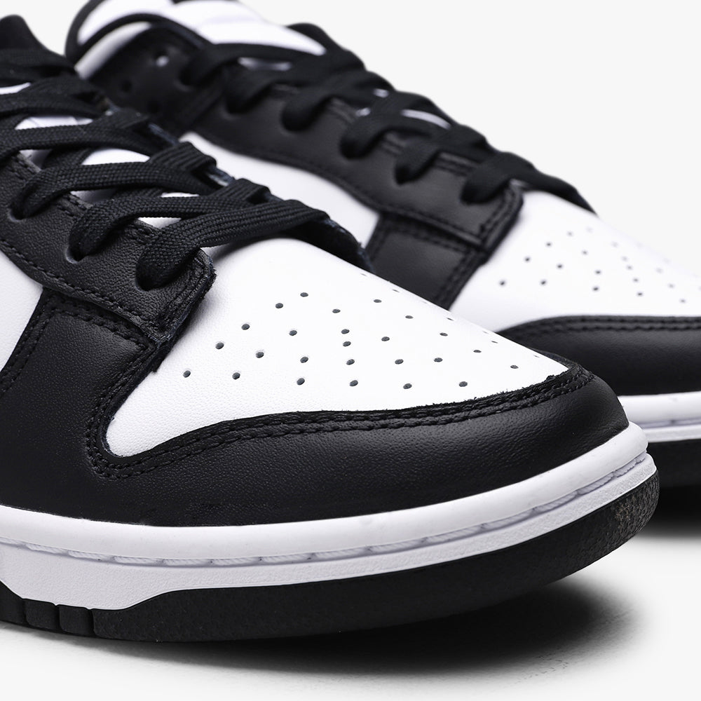 Dunk low black white deals