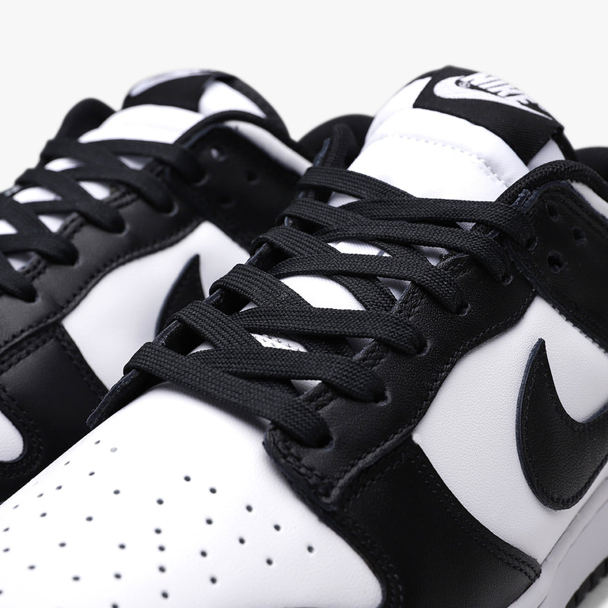 Nike dunk retro black white best sale