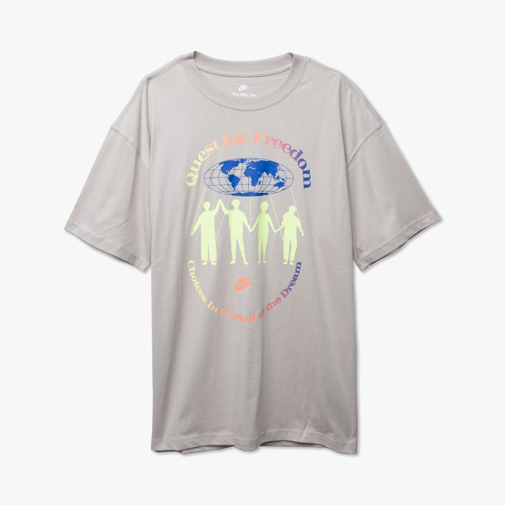 Nike Sportswear Quest For Freedom T shirt Cream II Livestock