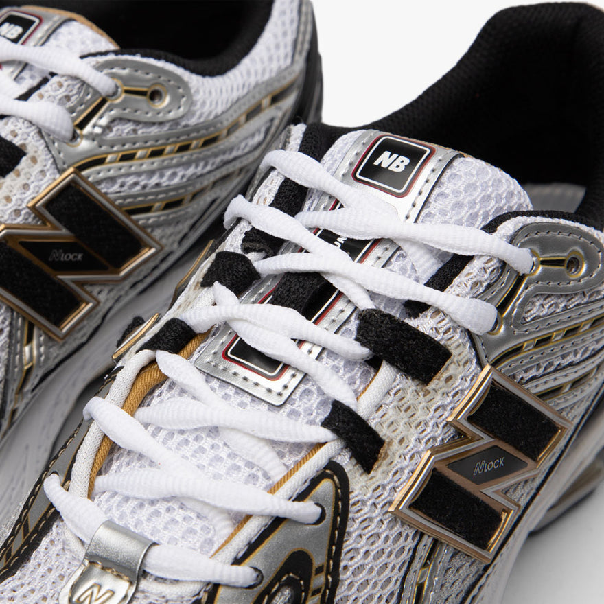 New balance cheap metallic shoes